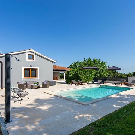 Villa Anavi Bicici エクステリア 写真