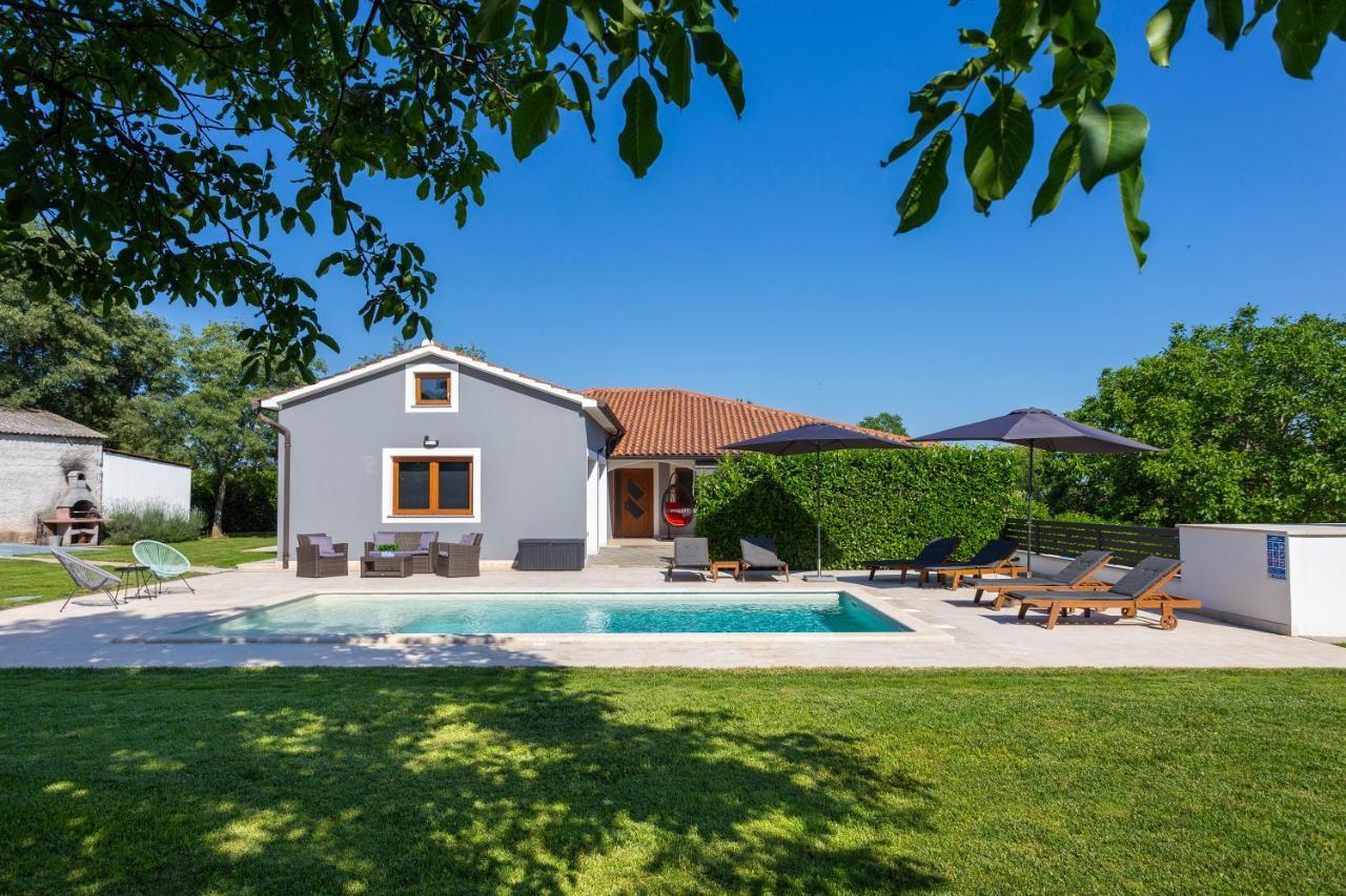 Villa Anavi Bicici エクステリア 写真