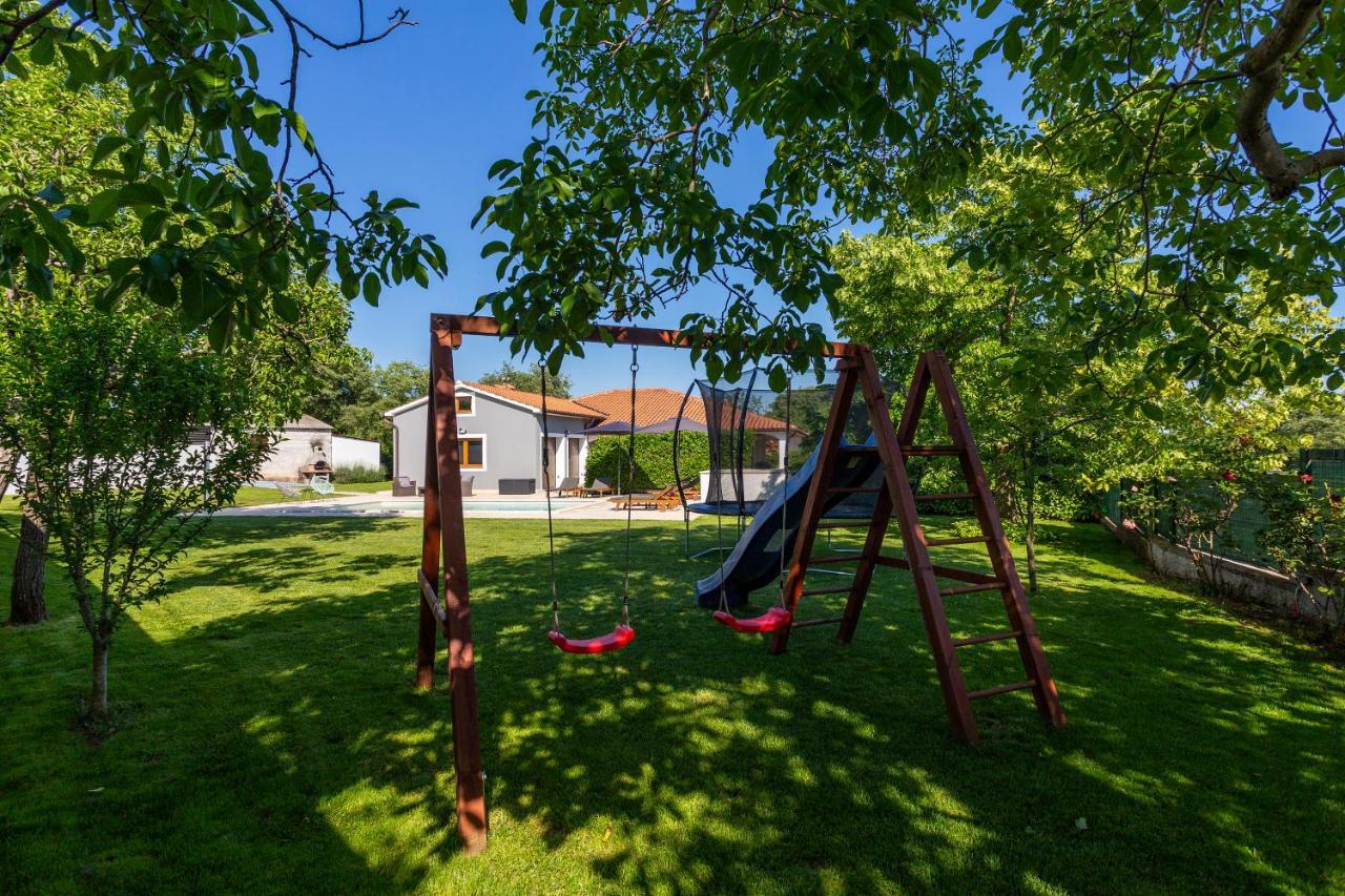 Villa Anavi Bicici エクステリア 写真