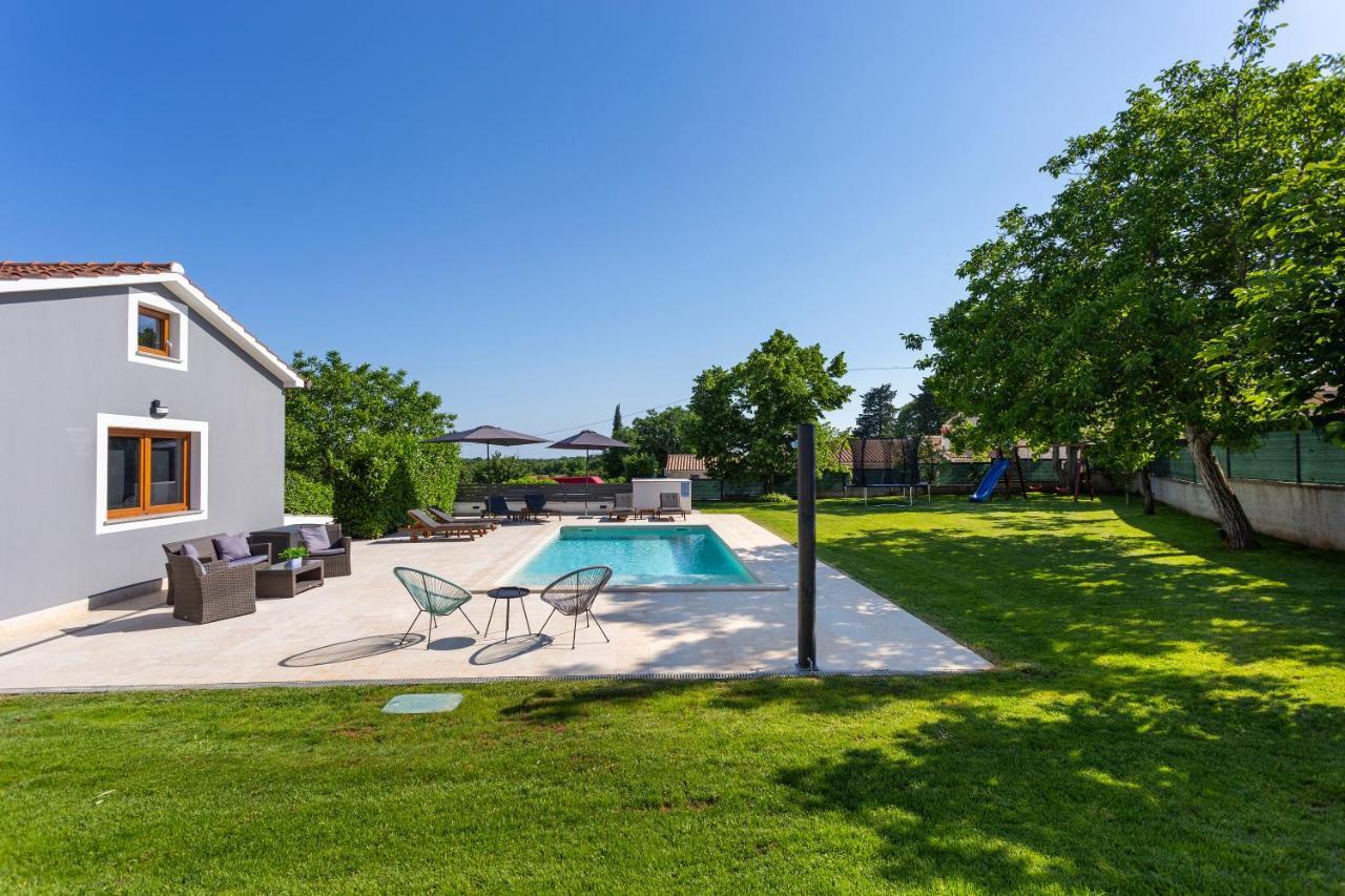 Villa Anavi Bicici エクステリア 写真