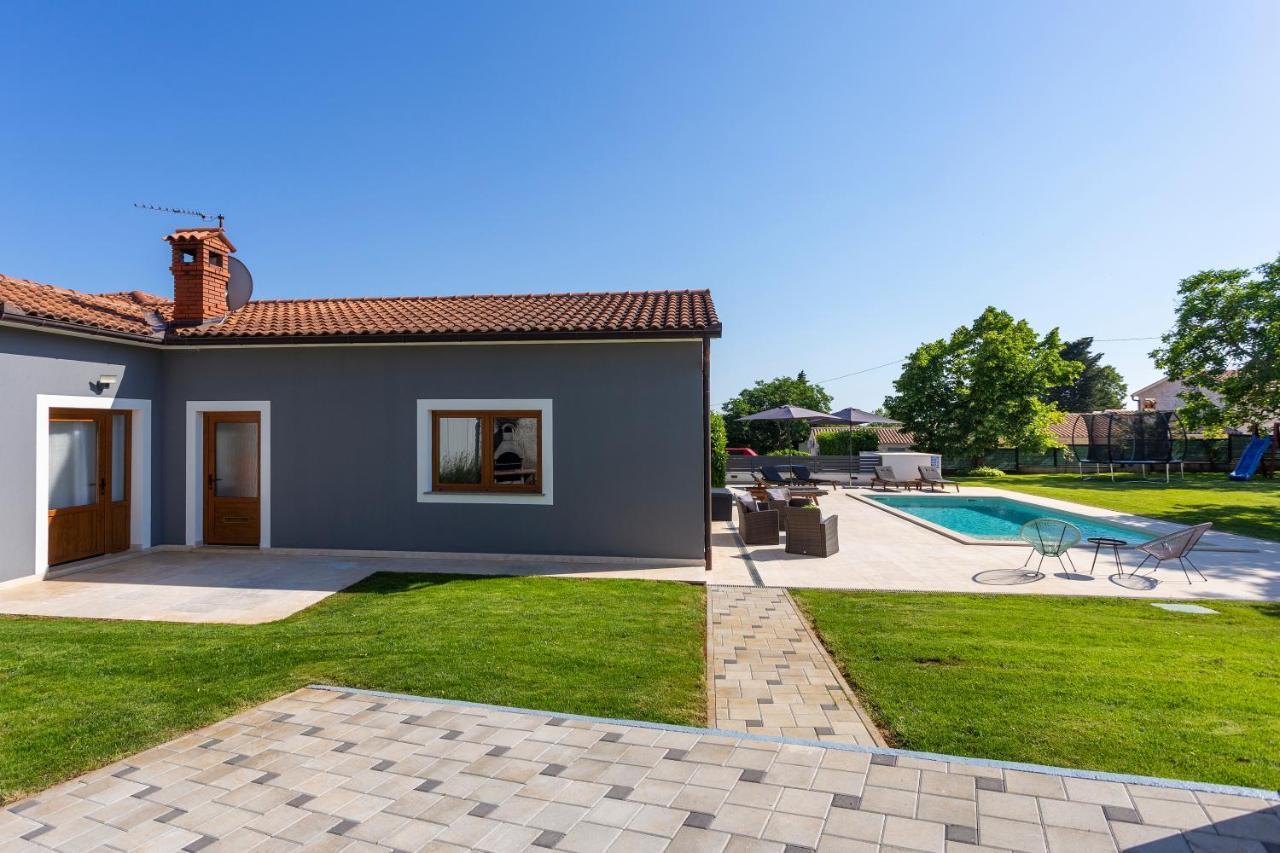 Villa Anavi Bicici エクステリア 写真